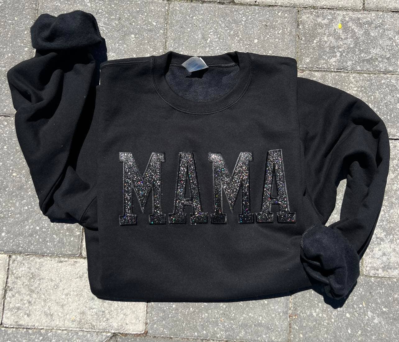 MAMA GLITTER EMBROIDERED PATCHES SWEATSHIRT